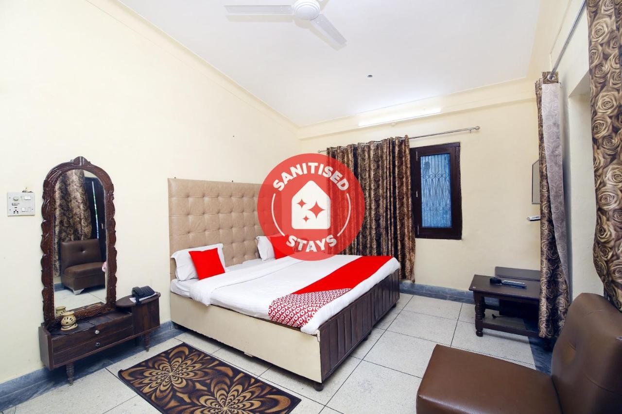 Oyo 8670 Hotel Usha Palace Mussoorie Buitenkant foto